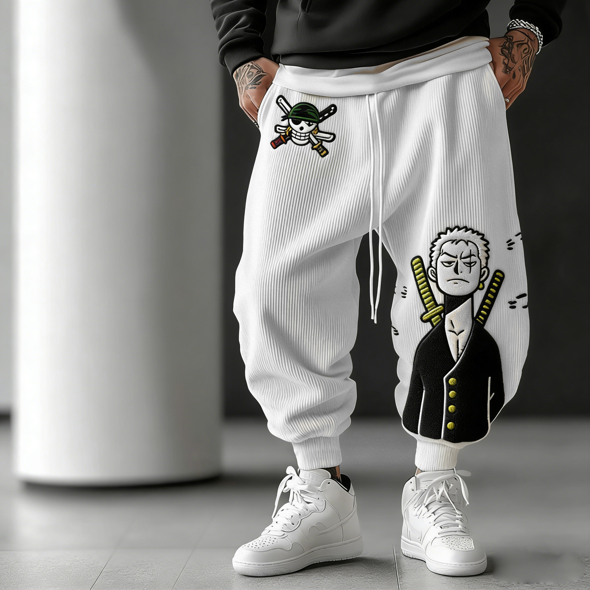 ONE PIECE: Nico Robin-blocked Plush Pants