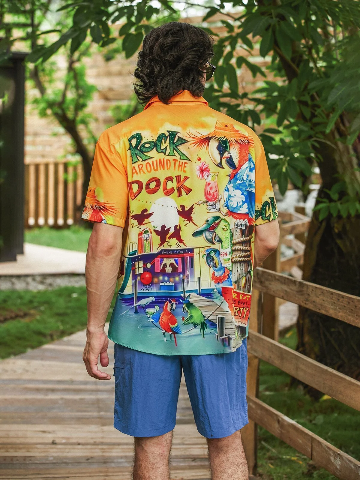 Aloha Parrots Chest Pocket Short Sleeve Hawaiian Shirt