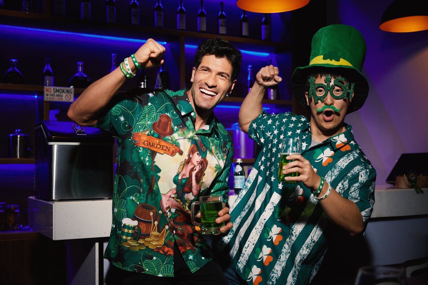 Hawaiian Button Up Shirt for Men Green St. Patrick's Day Lucky Clover Gold Coins Beauty Regular Fit Short Sleeve Shirt St Paddy's Day Shirt