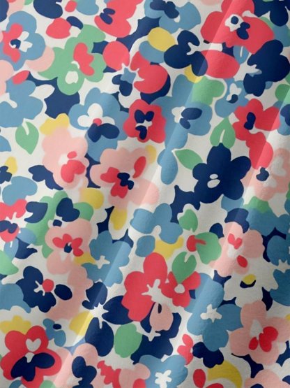 Moisture-wicking Tropical Floral Chest Pocket Hawaiian Shirt