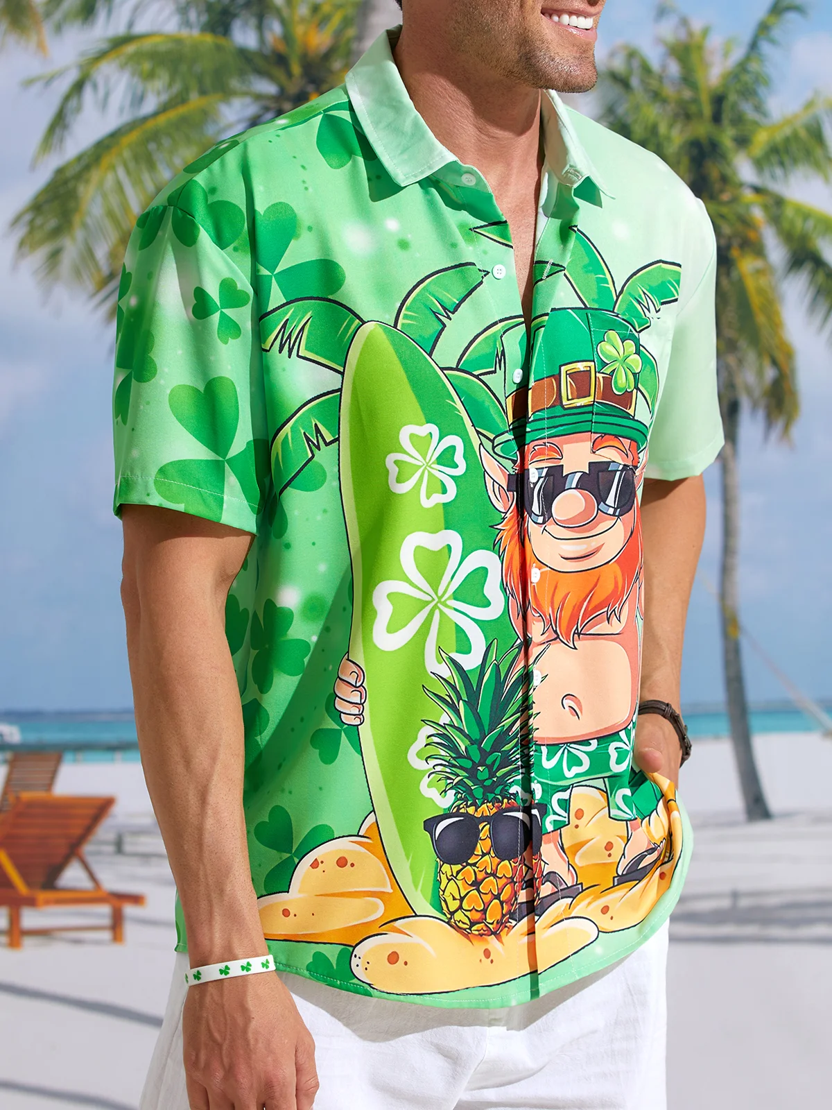 Hawaiian Button Up Shirt for Men Green St. Patrick's Day Lucky Clover Beach Paddleboard Regular Fit Short Sleeve Shirt St Paddy's Day Shirt