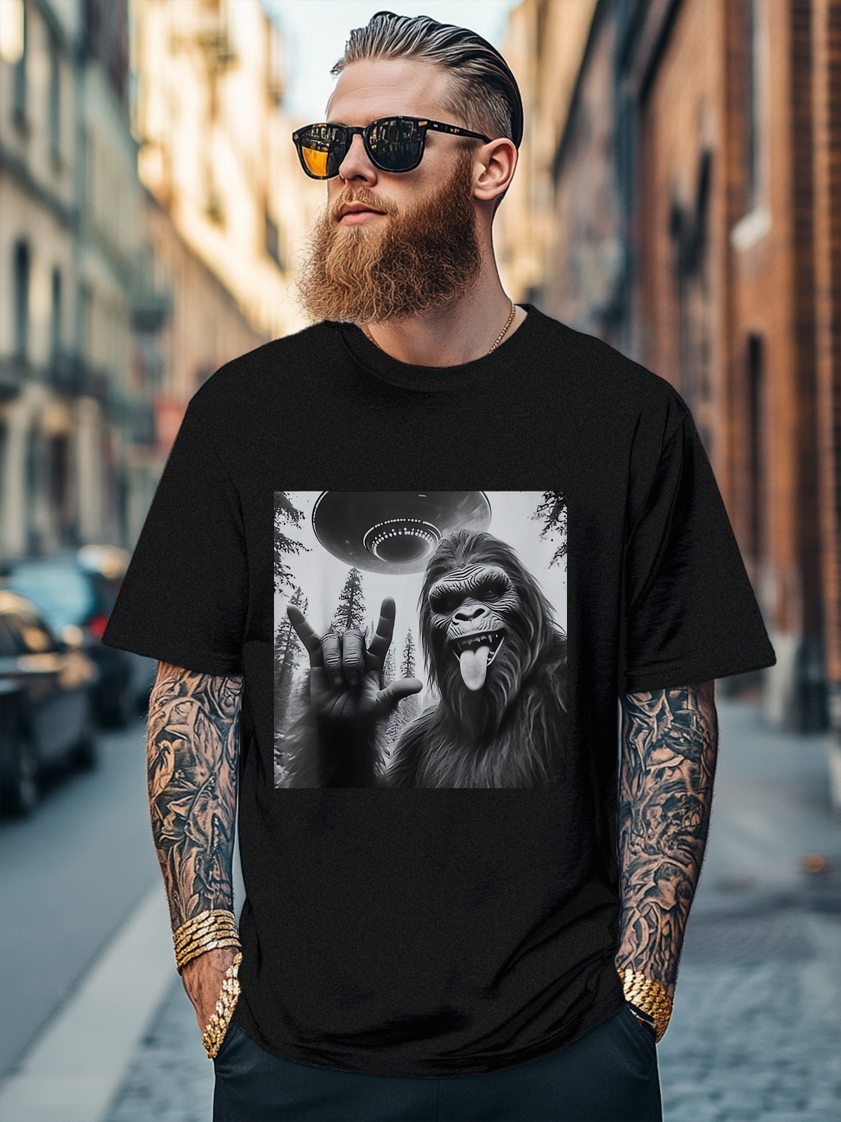 Men's Bigfoot UFO Selfie Fun Fitted T-shirts