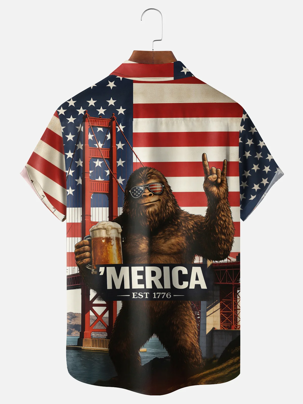 Moisture-Wicking 250th Anniversary of U.S Independence Commemorative Edition Beer Bigfoot Chest Pocket Festive Hawaiian Shirt
