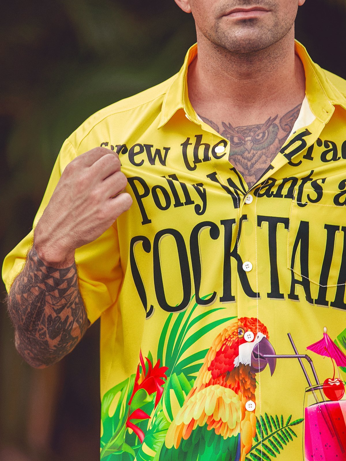 Parrot Chest Pocket Short Sleeve Hawaiian Shirt