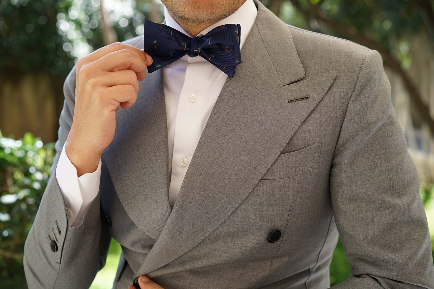 Natbeck Self Tie Bow Tie Fijian Palm Tree Green suitable for resort wear