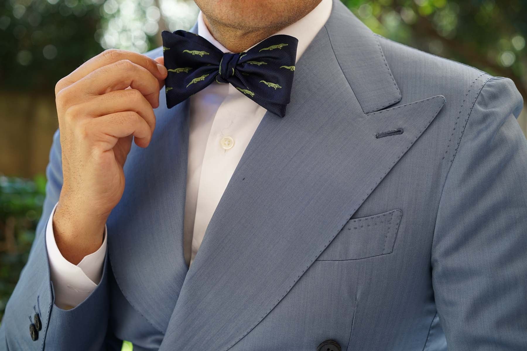 Natbeck Bold Crocodile Self Bow Tie for Unique Party and Business Looks Green