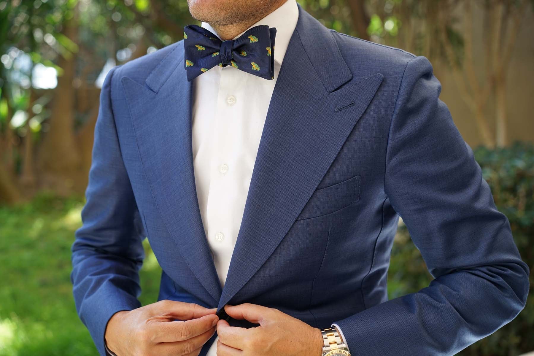 Natbeck Gero Gero Frog Pattern Silk Self Bow Tie Playful Animal Inspired Bow Tie