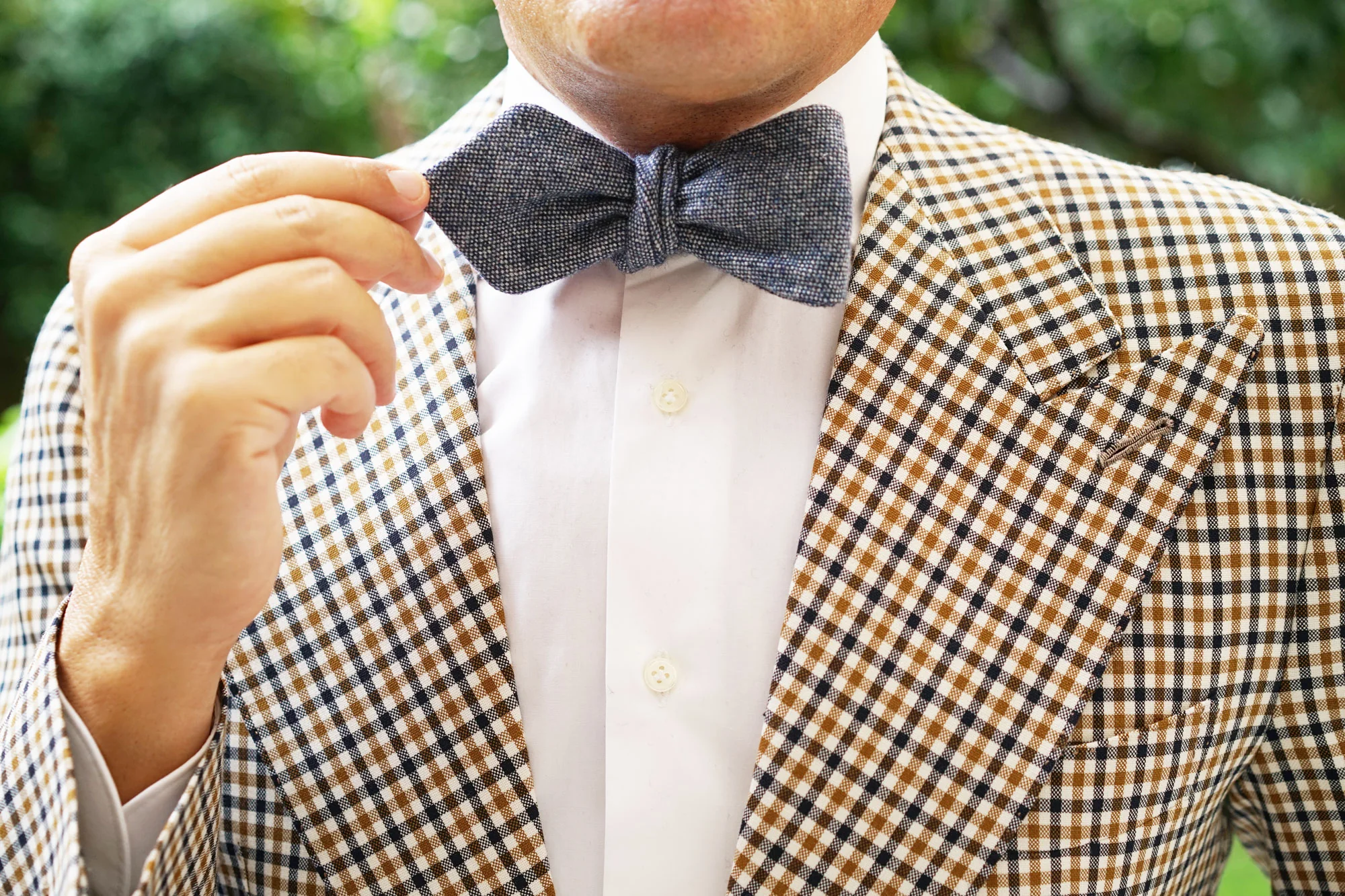 Natbeck Diamond Self Tie Bow Tie in Wool with Suffolk Donegal Blue Fabric