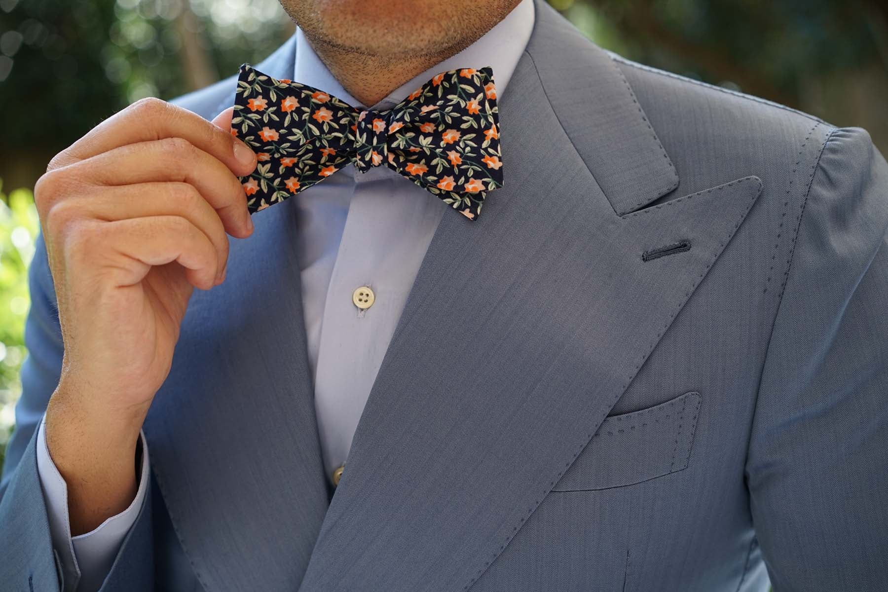 Natbeck Self Tie Bow Tie Santo Domingo Floral Blue suitable for spring weddings