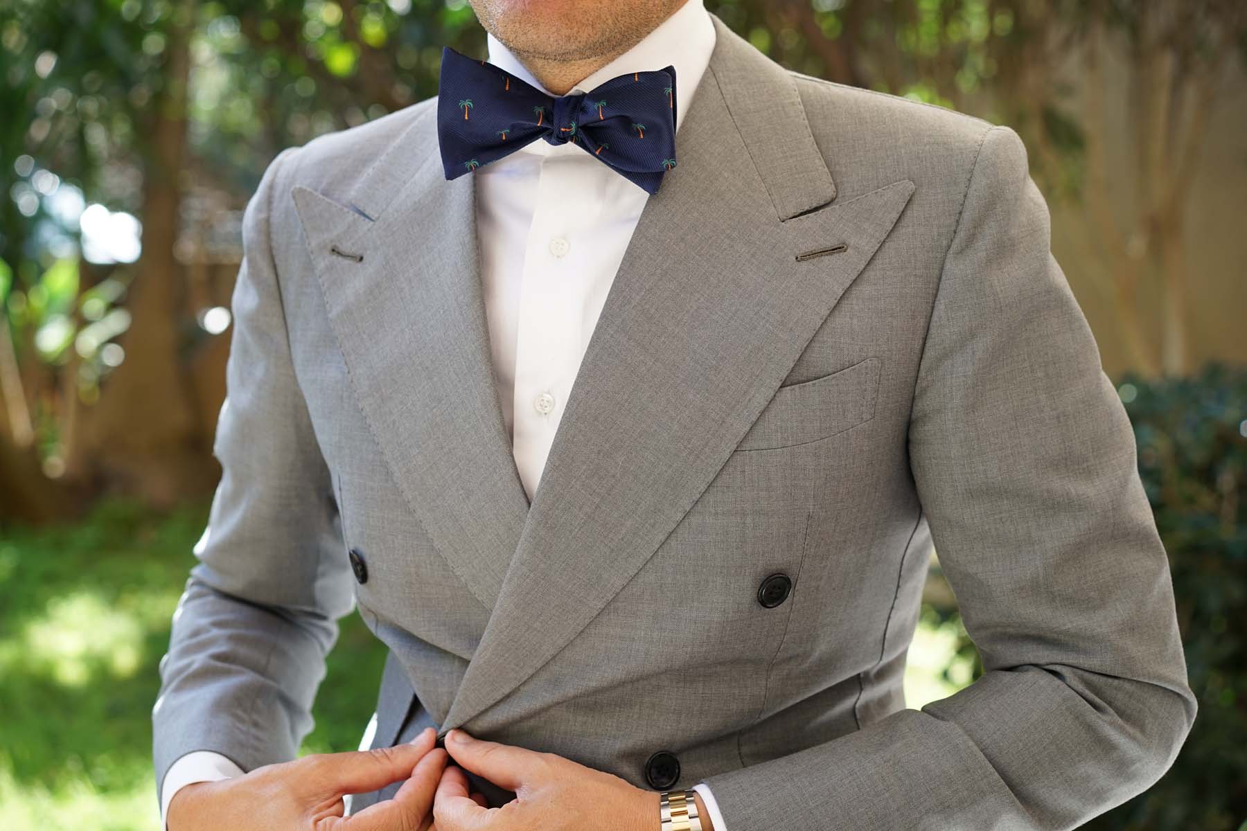 Natbeck Self Tie Bow Tie Fijian Palm Tree Green suitable for resort wear