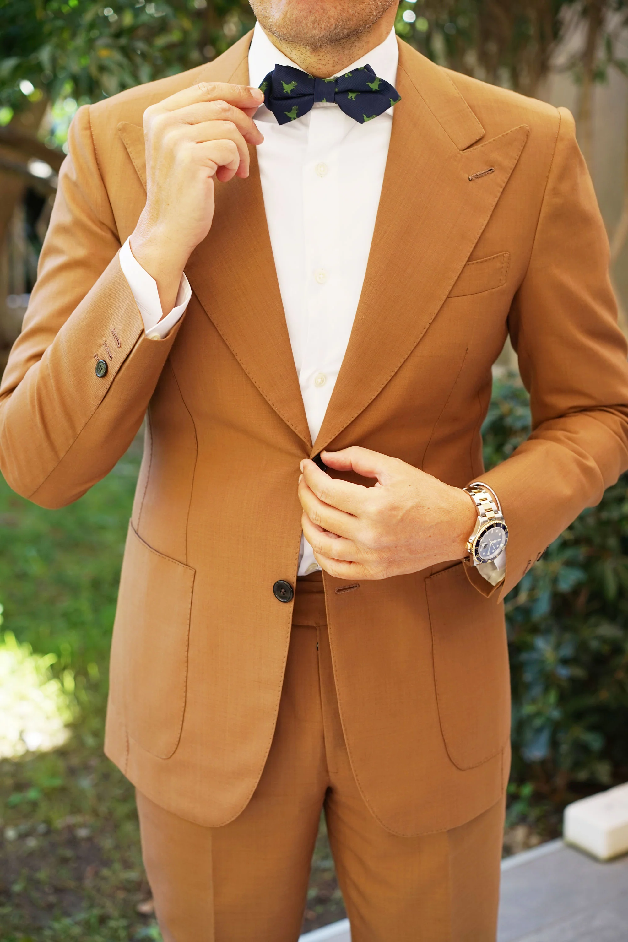 Natbeck T-Rex Pixel Dinosaur Diamond Bow Tie for Fun Parties and Themed Events Green