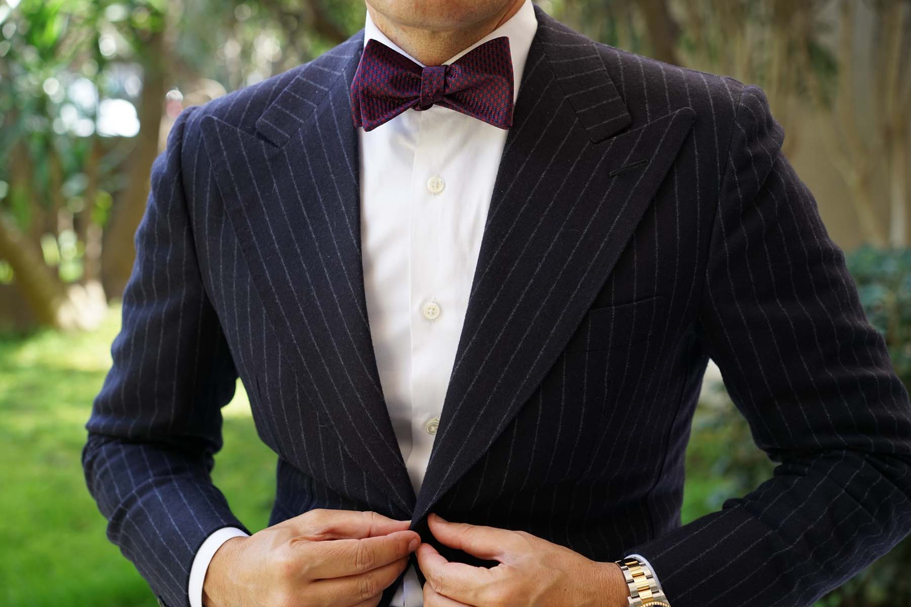 Natbeck Burgundy Houndstooth Self Bow Tie Elegant Cotton Formal Bow Tie for Weddings or Parties