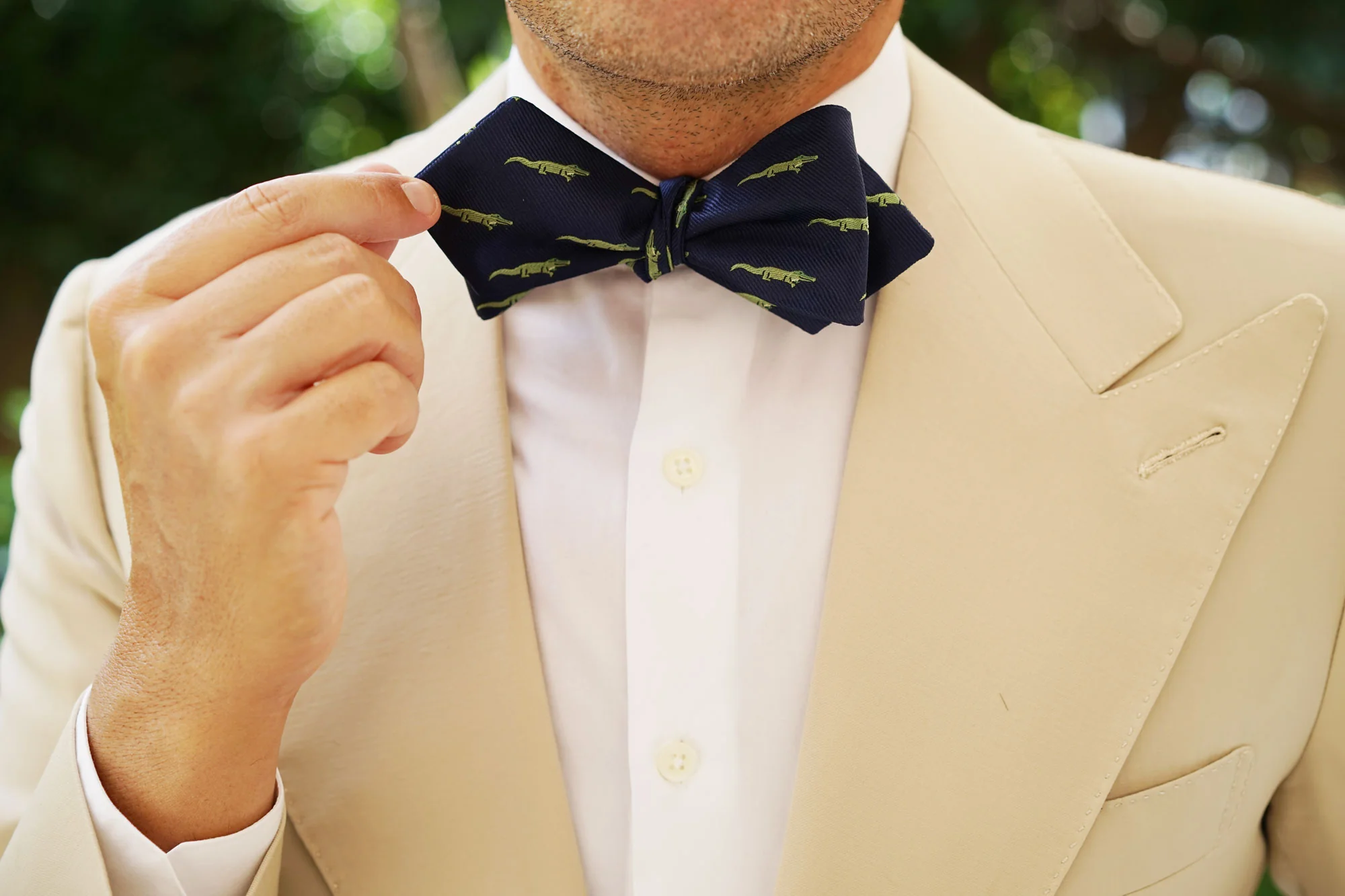 Natbeck Saltwater Crocodile Pattern Diamond Bow Tie Brown