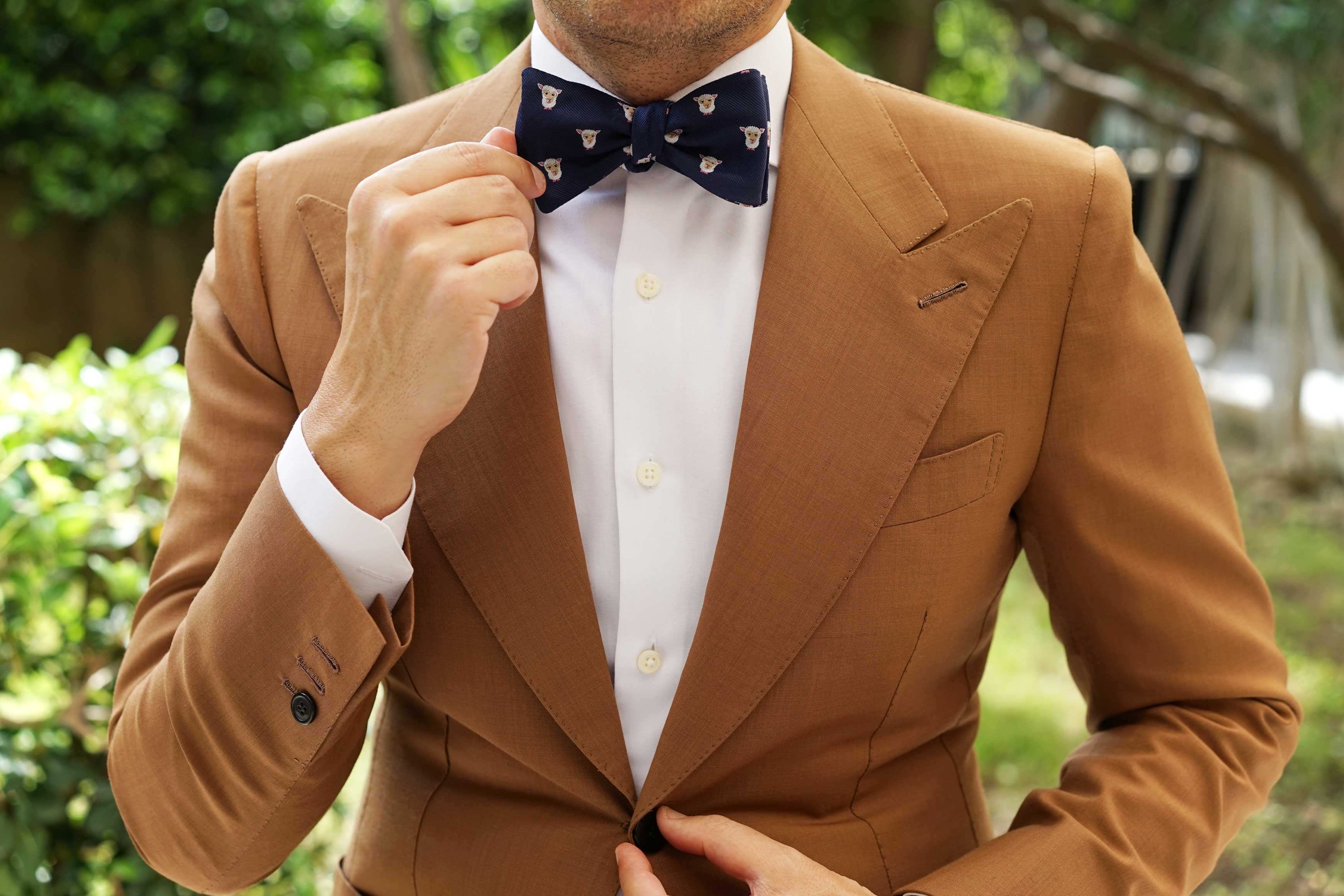 Natbeck White Sheep Self Bow Tie Cute Cotton Self Tie Bow Tie with Sheep Motif for Kids or Adults