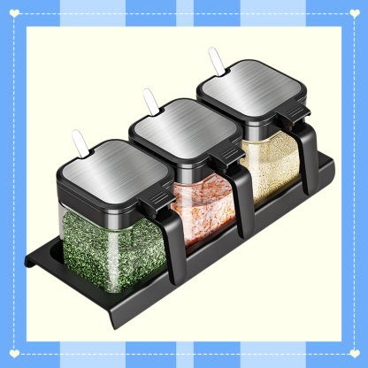  Szklany pojemnik na przyprawy z łyżeczką