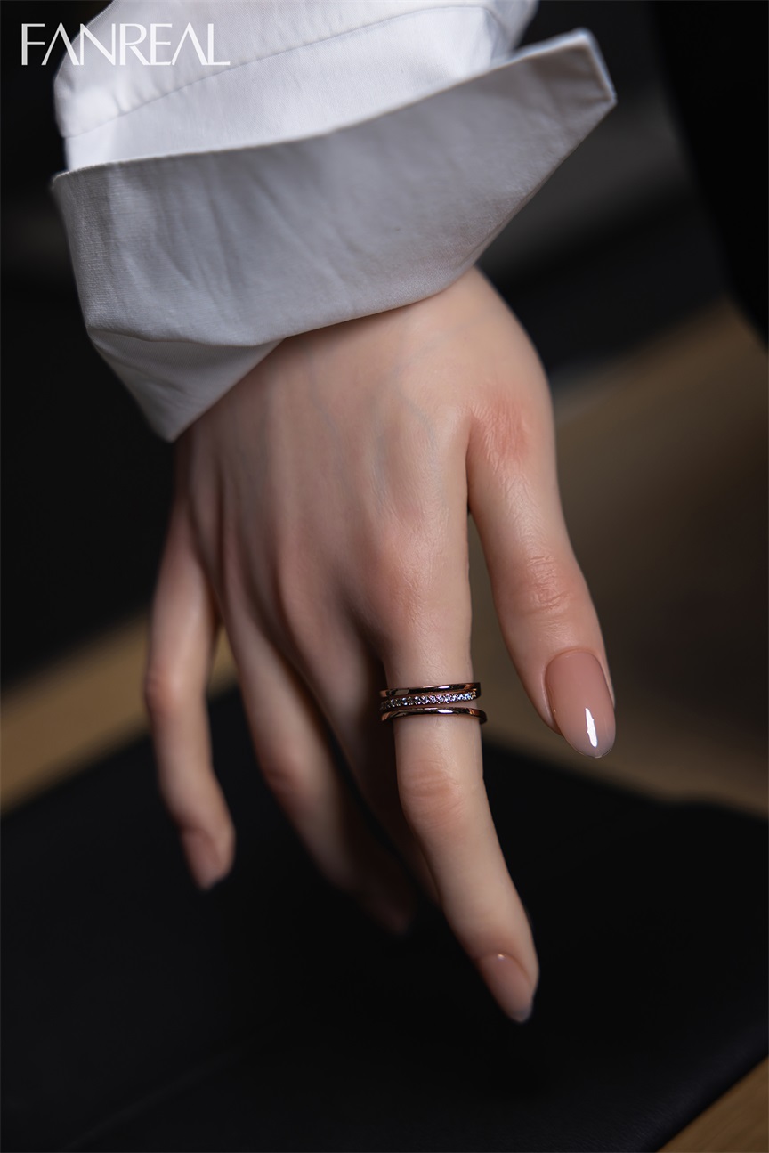 FanReal丨Gina - 5ft 7/170cm D-Cup Silicone Sex Doll