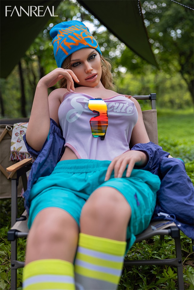 FanReal | Kelly - 5ft 1/155cm F-Cup Real Skin Silicone Sex Doll