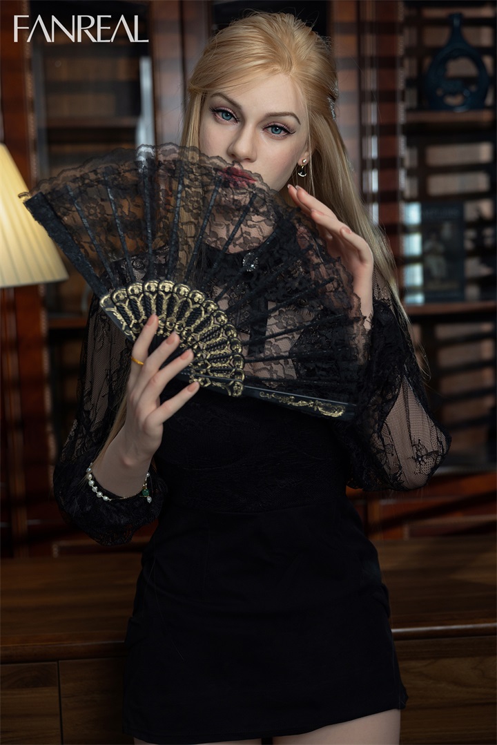 FanReal | Vanessa –168cm/5ft 6 F-Cup Silicone Sex Doll
