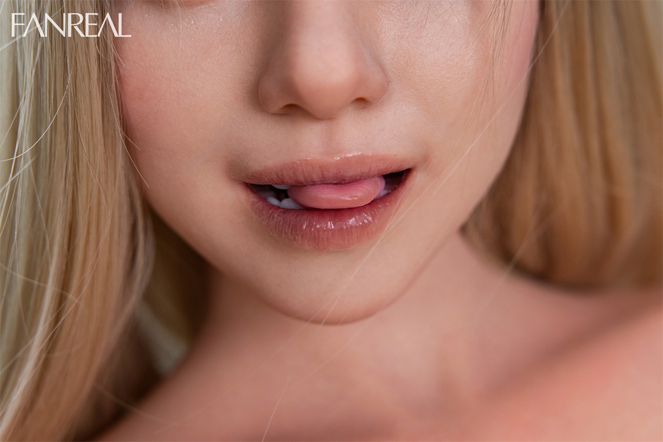 FanReal | Maria - Blonde F-Cup Tanned ROS Head Sex Doll Torso for Men