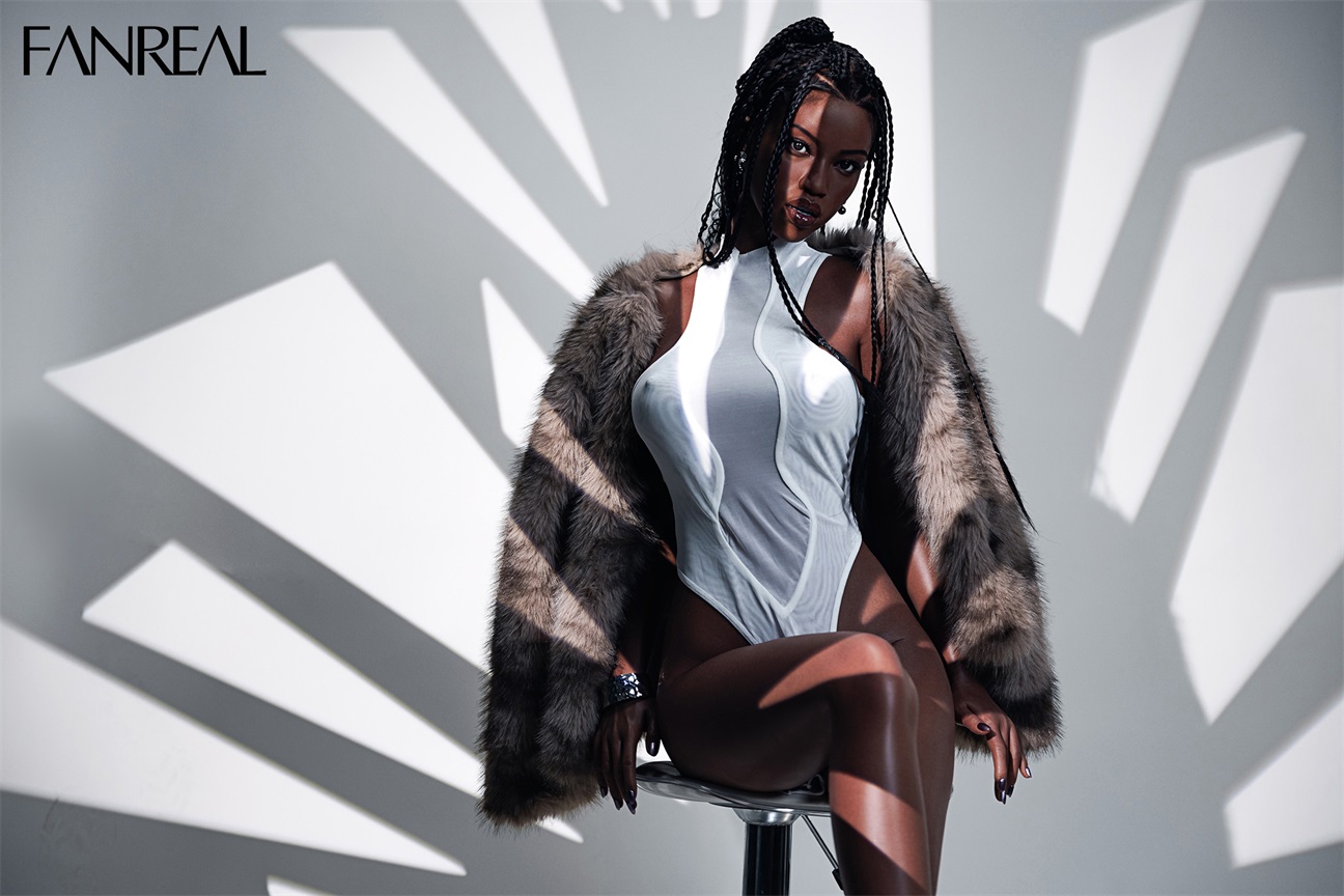 FanReal丨Ellie -5ft 8 /173cm D-Cup ROS Silicone Head Sex Doll