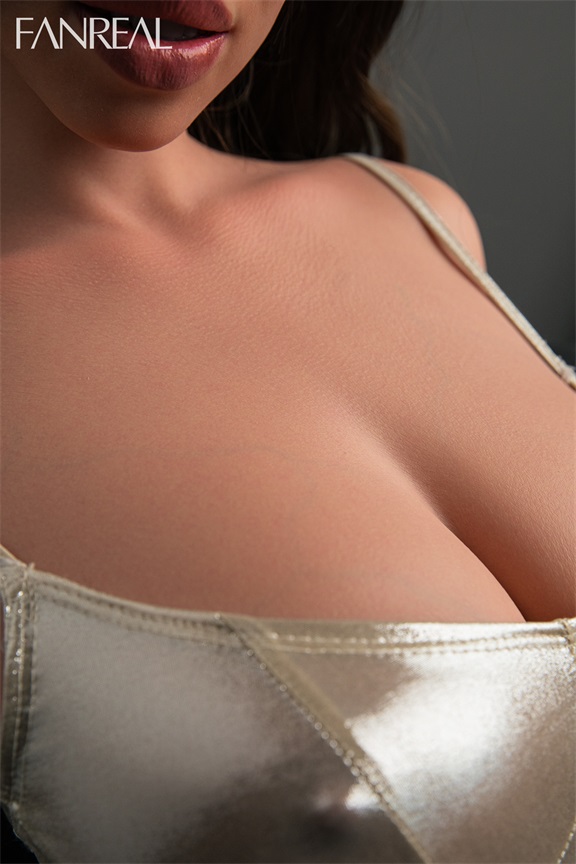 FanReal | Manddy - 3ft 6/111cm ROS F-Cup Tanned Silicone Torso for Men