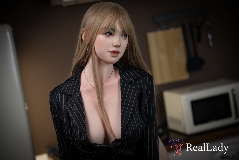 RealLady丨Jennifer - 170cm/5Ft 7 S39 Real silicone sex doll