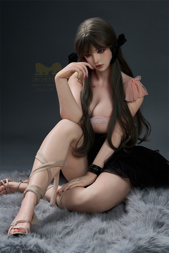 Irontech | Evie -5.3ft (159cm) Silicone Realistic Sex Doll