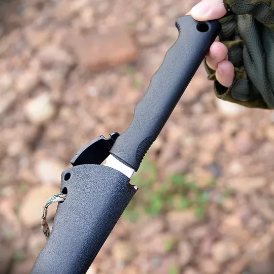 Многофункционална секира за къмпинг на открито