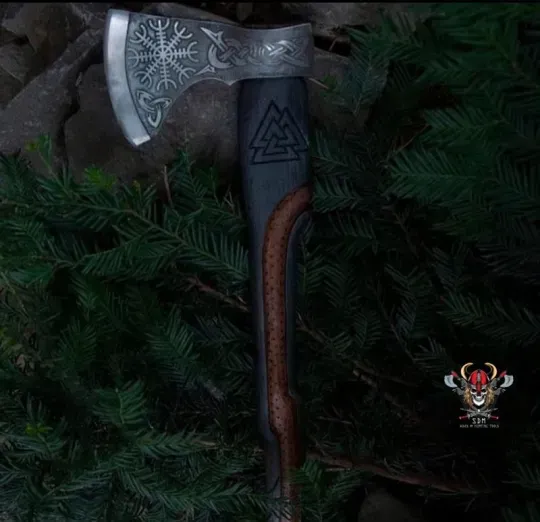 💥50% di sconto per un periodo limitato! 🪓Ascia vichinga in acciaio al carbonio fatta a mano, l'attrezzatura da esterno più venduta in Europa