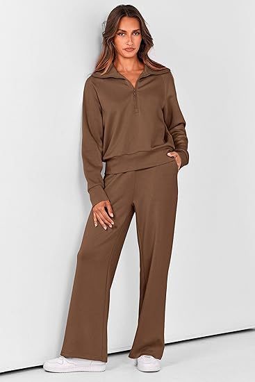 2025 New Women's Two-Piece Casual Set: Collared Half-Zip Sweatshirt paired with wide-leg pants, perfect for casual travel and vacation wear.
