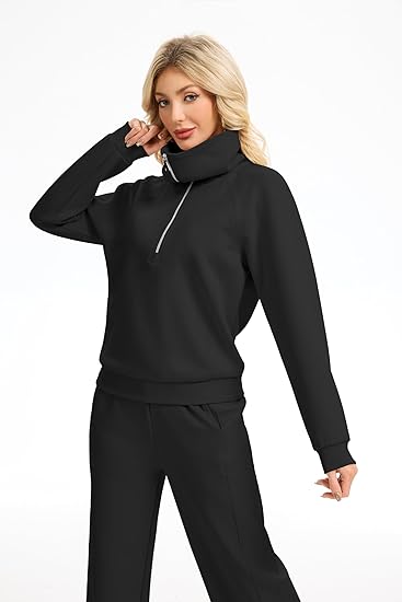 2025 New Women's Two-Piece Casual Set: Collared Half-Zip Sweatshirt paired with wide-leg pants, perfect for casual travel and vacation wear.