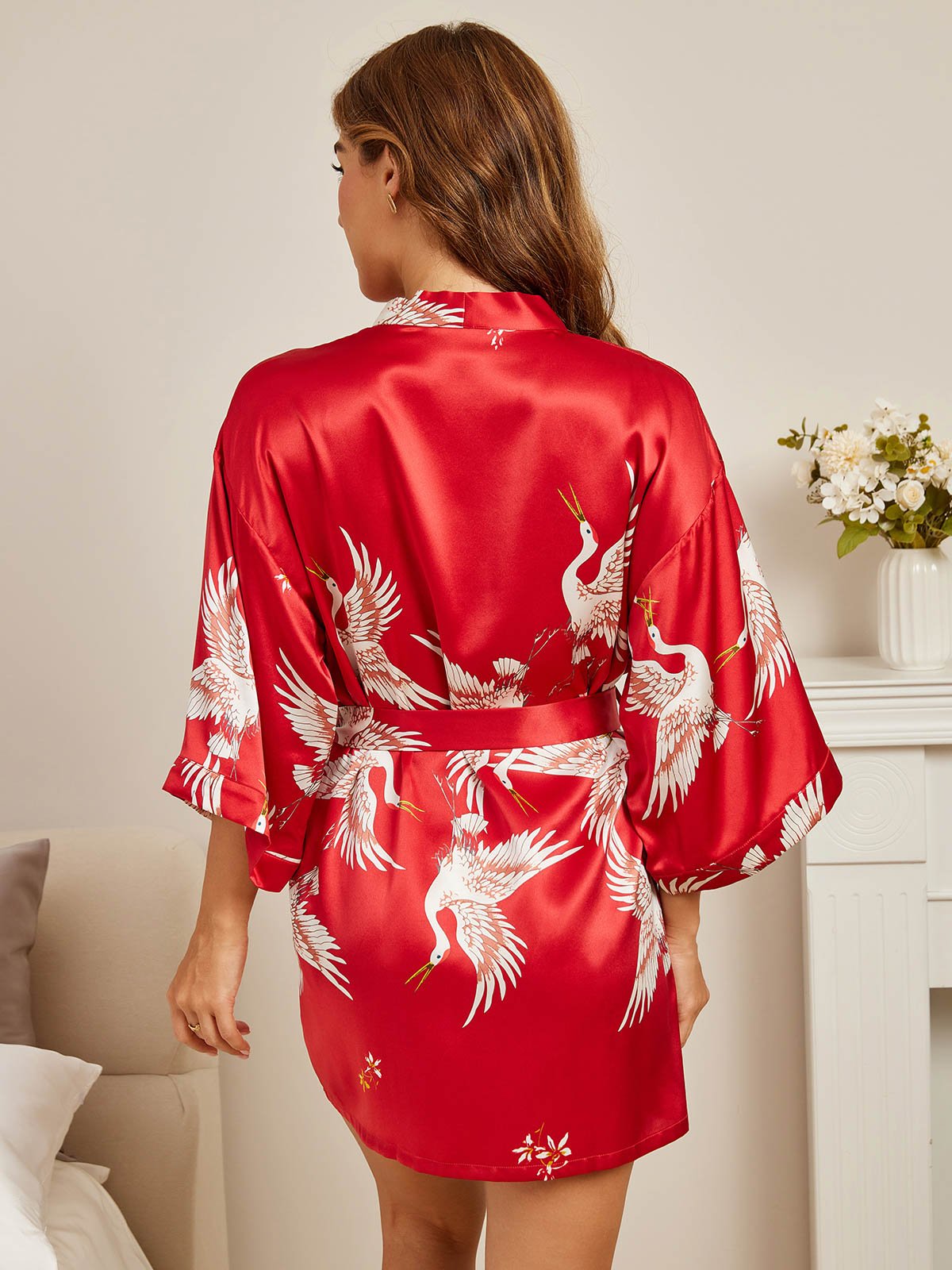 Women's 100% Mulberry Silk Crane Print Short Kimono Robe