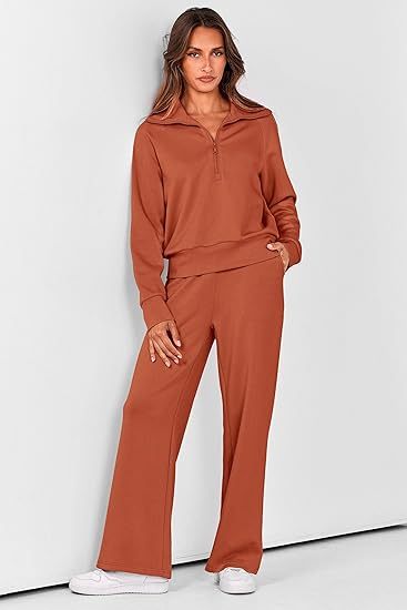 2025 New Women's Two-Piece Casual Set: Collared Half-Zip Sweatshirt paired with wide-leg pants, perfect for casual travel and vacation wear.