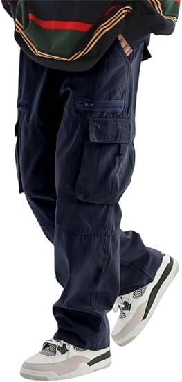 Men's loose-fitting solid color cargo pants with multiple pockets