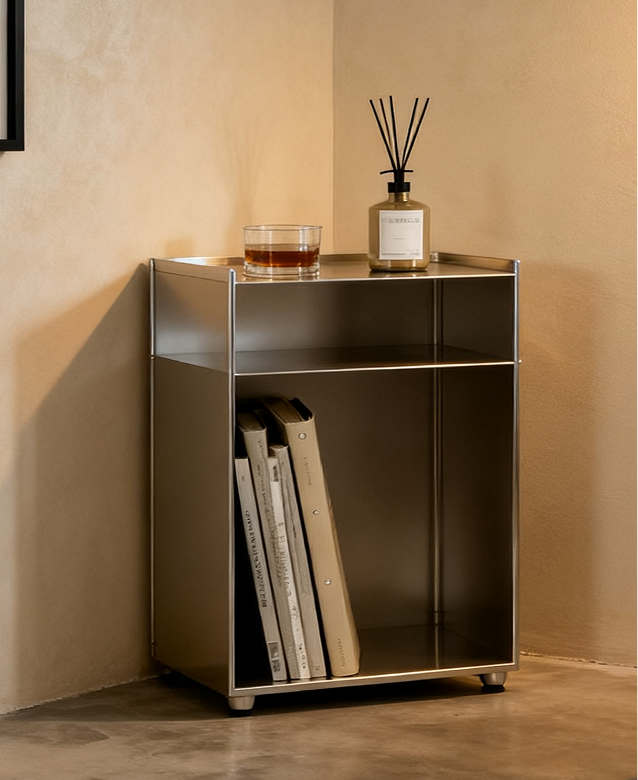 [需换图]Demo- metal-framed bookshelf