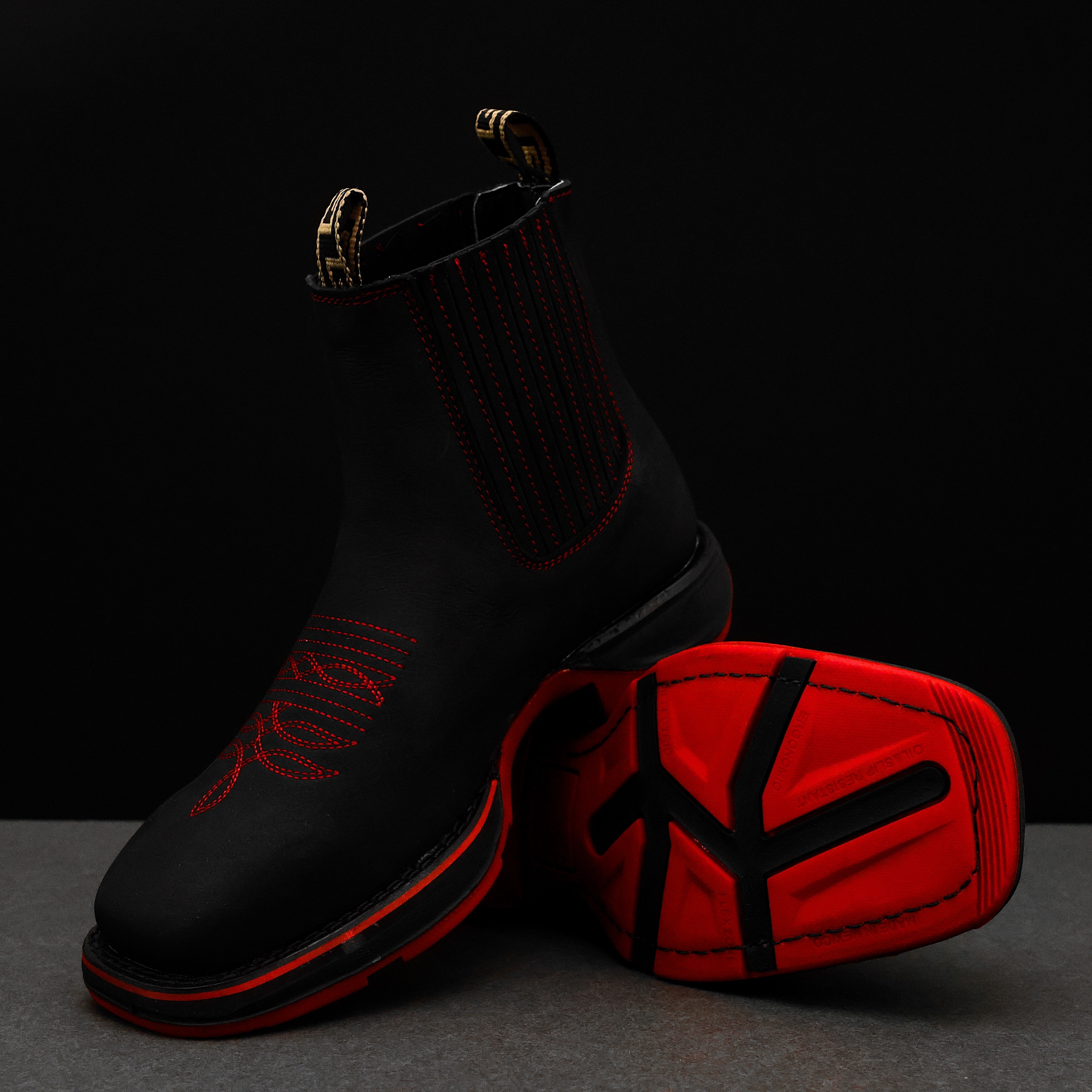 Black Nobuck Leather Botin - 3D Sole Composite Toe