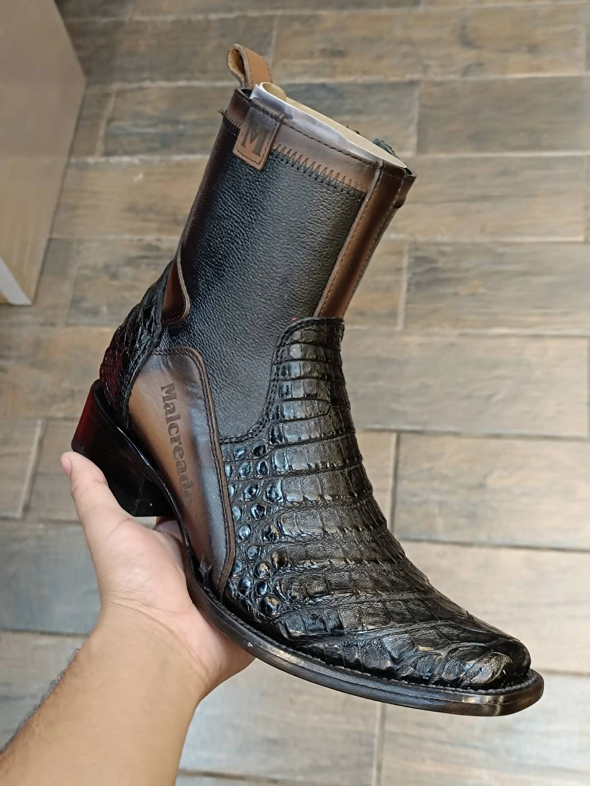 7eebd4df1f234918983b685d6e538bf1~tplv-photomode-2k-shrink-v1_1200_0_q70