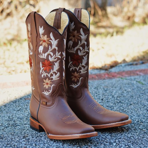 Women Melissa Vintage Tan Square Toe Boots