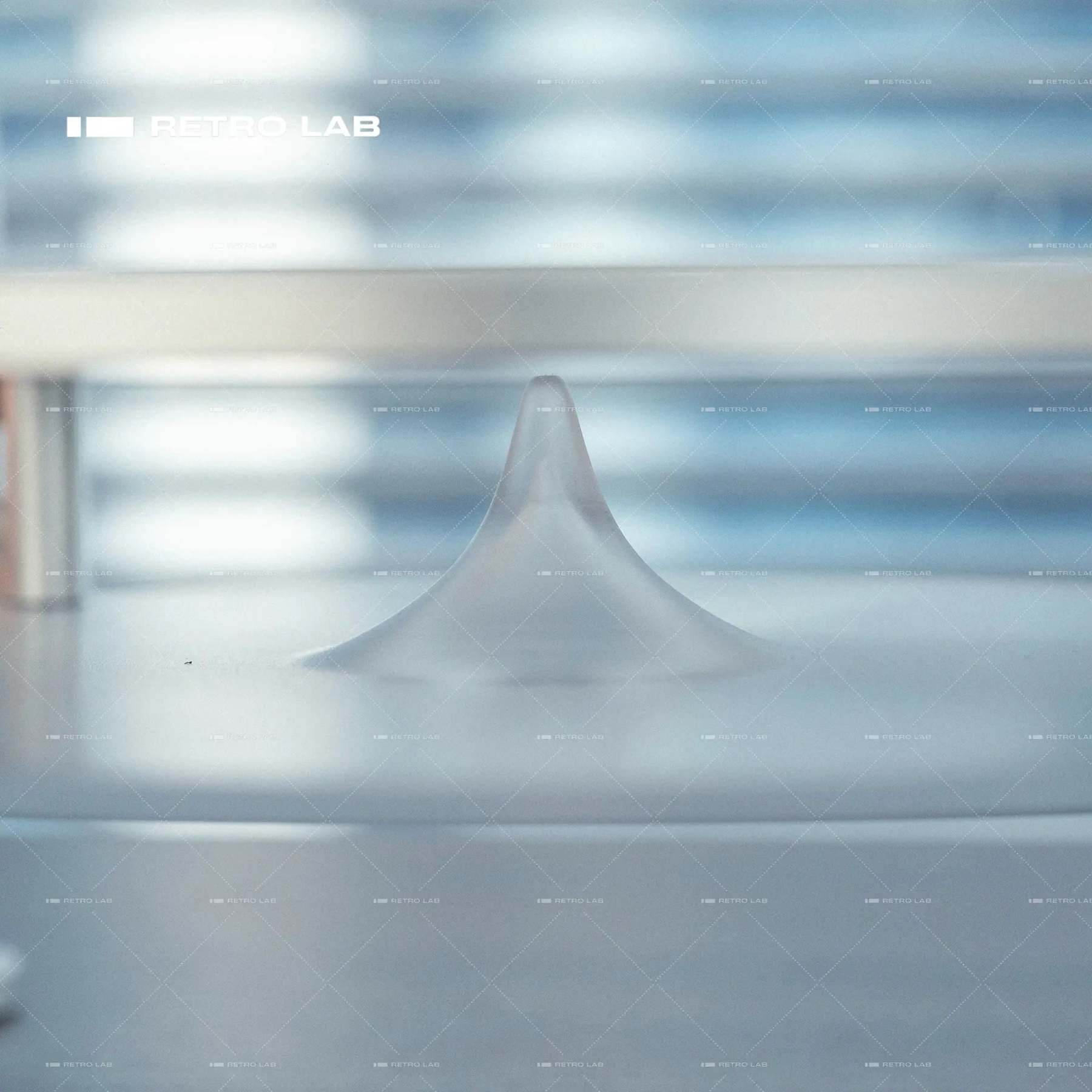 iretrolab Magnetic-Levitation Shock-Absorbing Speaker Stand for Harman Kardon