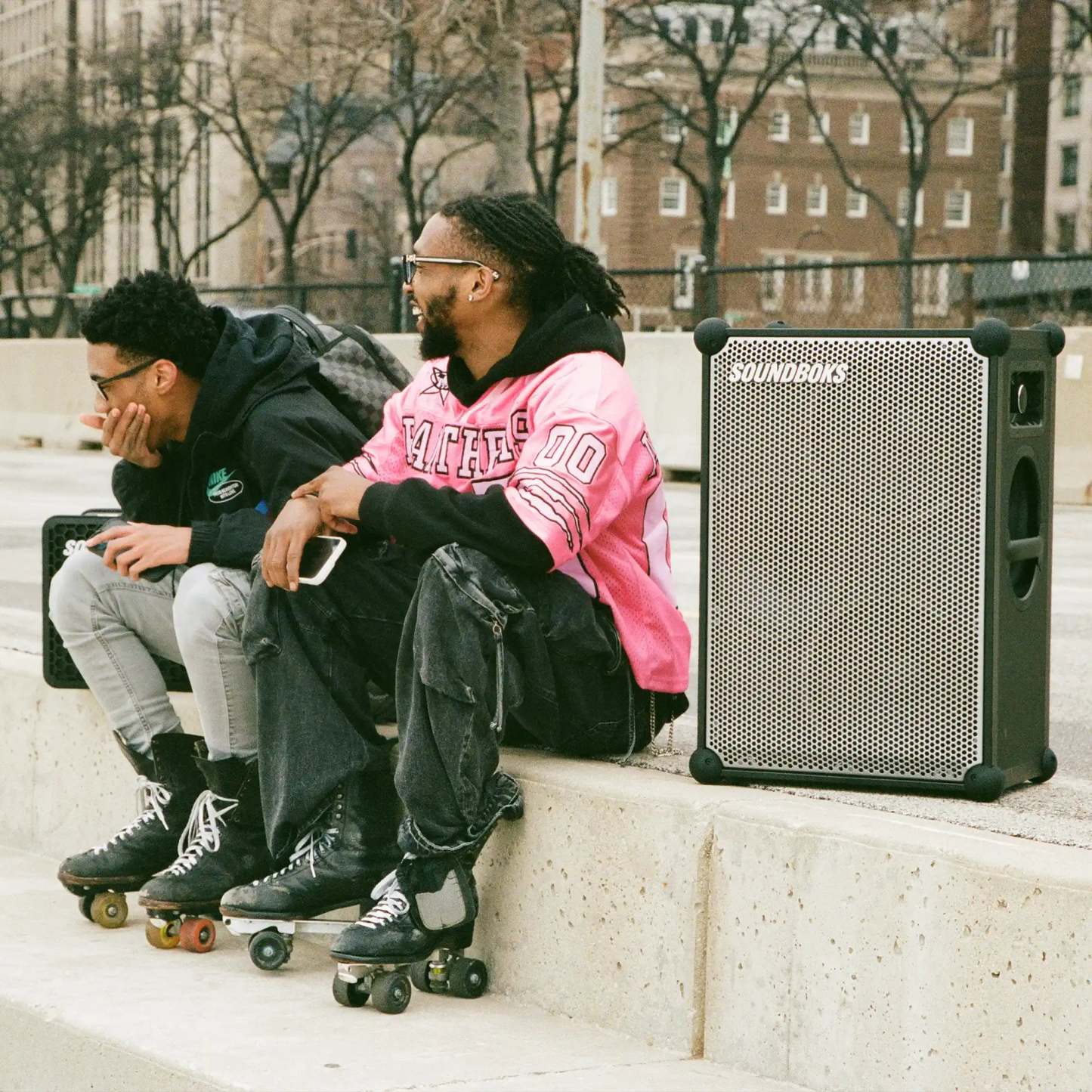 The Soundboks 4 in skatepark#grill-color_black