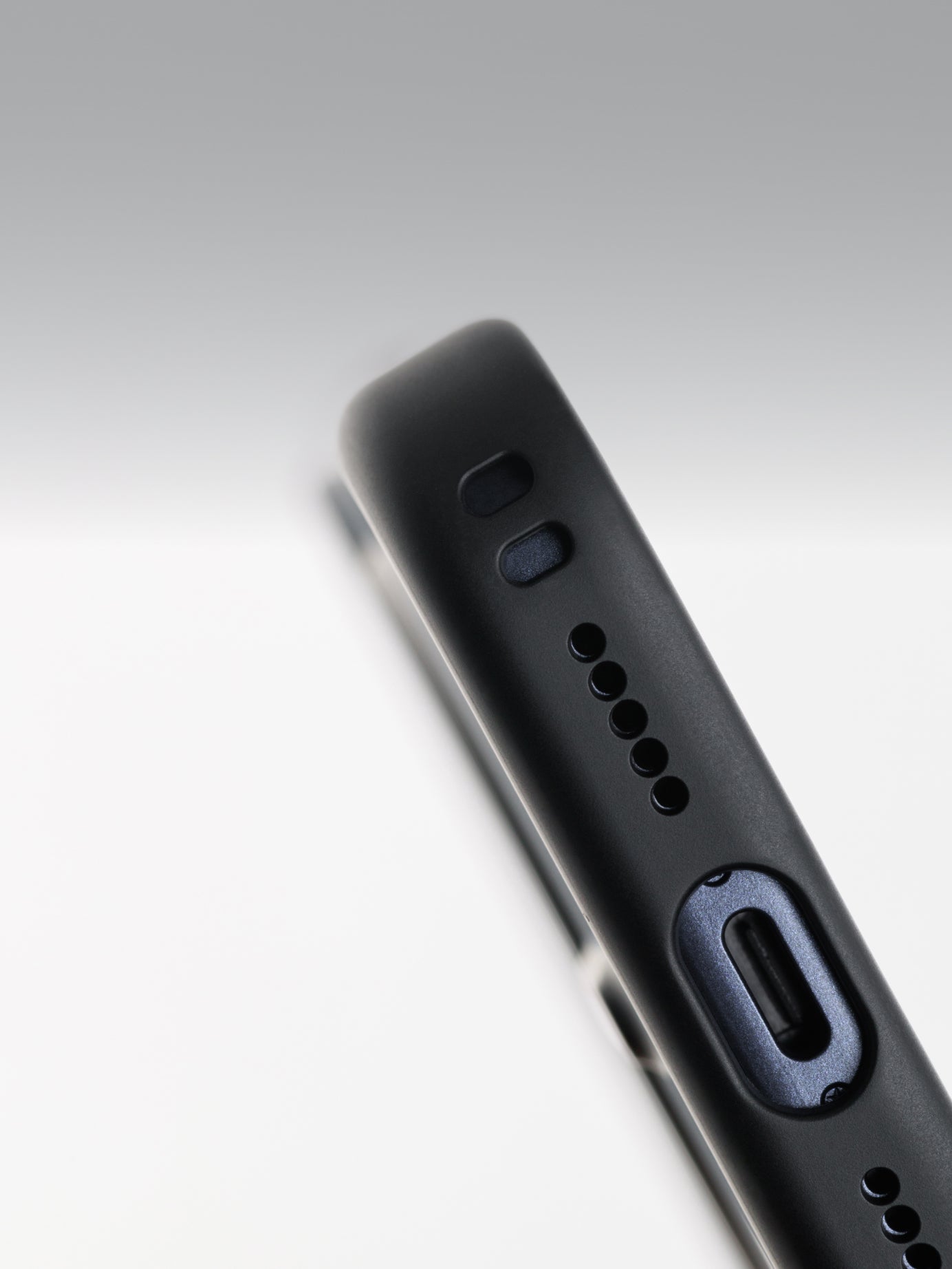 Klynein™ phone case with a screen you can change anytime