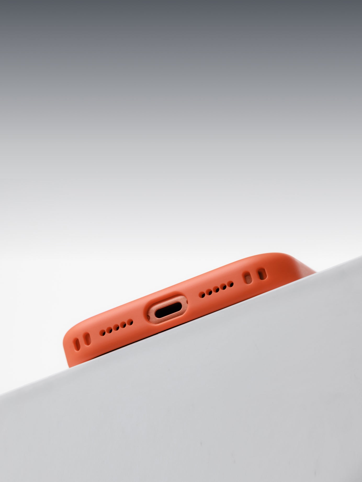 Klynein™ phone case with a screen you can change anytime