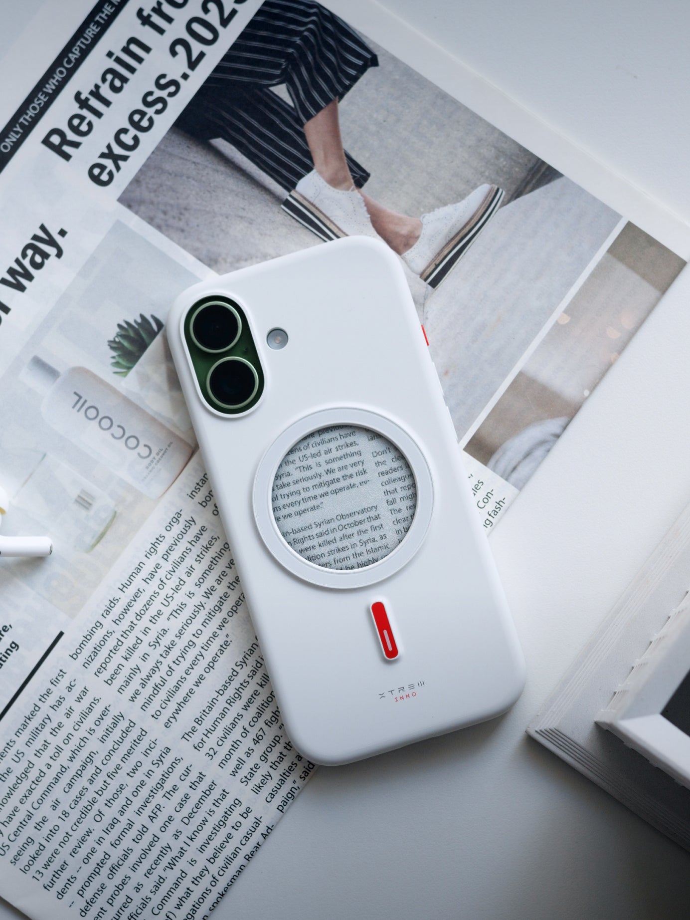 Klynein™ phone case with a screen you can change anytime