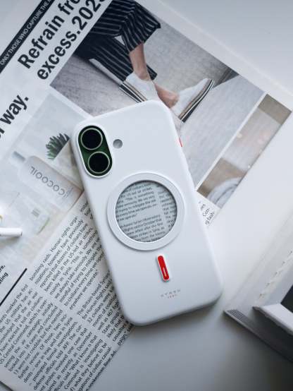 Klynein™ phone case with a screen you can change anytime