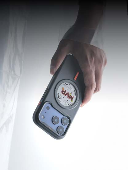 Klynein™ phone case with a screen you can change anytime