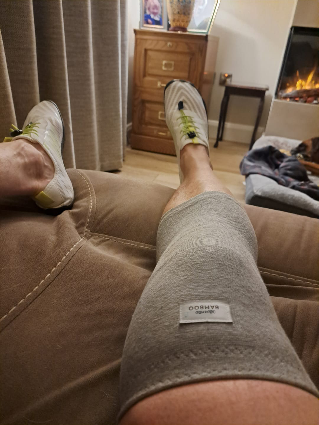 Premium Bamboo Knee Sleeve (Single)