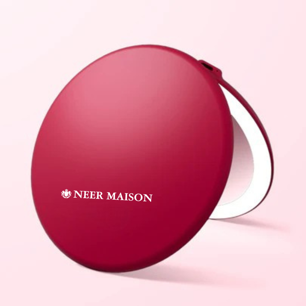 🎄✨Christmas pre-sale offer✨🎄 Sale 40% + FREE SHIPPING. Taylor Lighted Compact Mirror