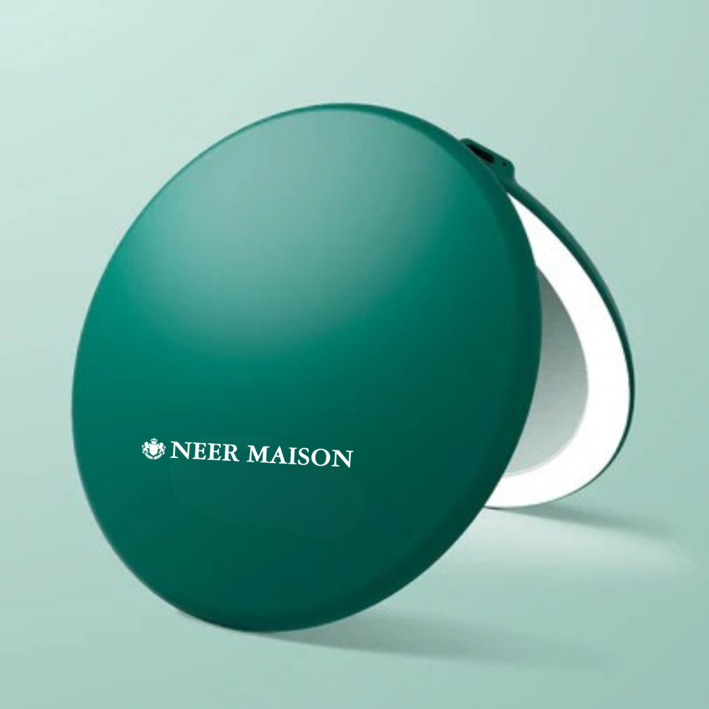 🎄✨Christmas pre-sale offer✨🎄 Sale 40% + FREE SHIPPING. Taylor Lighted Compact Mirror