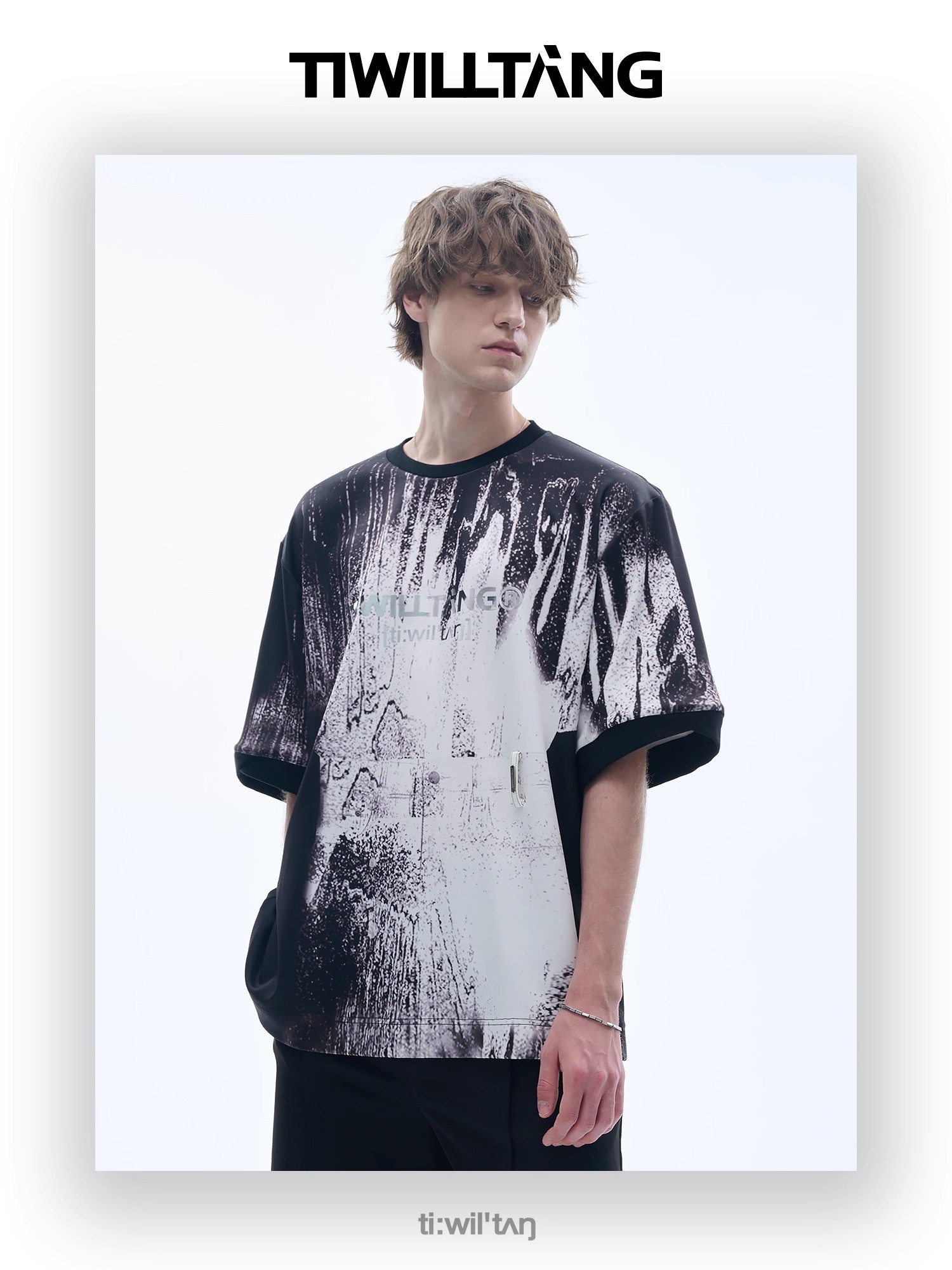 Ink-splashed print T-shirt 06