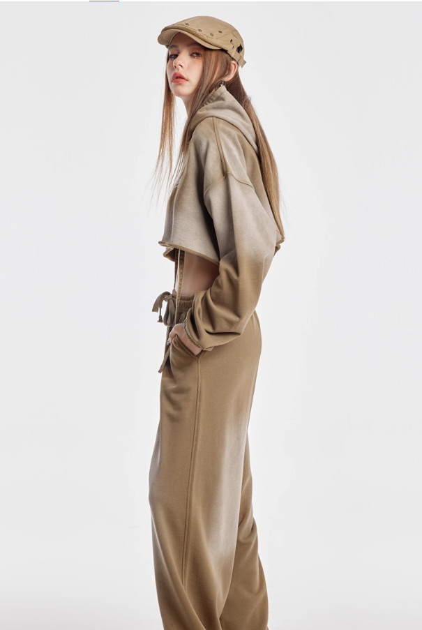 Printed short sweatshirt suit 109